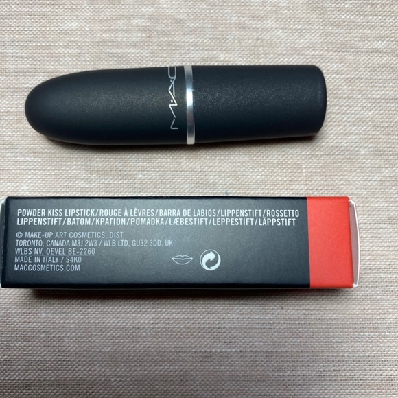 BRAND NEW MAC POWDER KISS LIPSTICK MANDARIN O 908 ❤️❤️❤️ - Picture 5 of 10